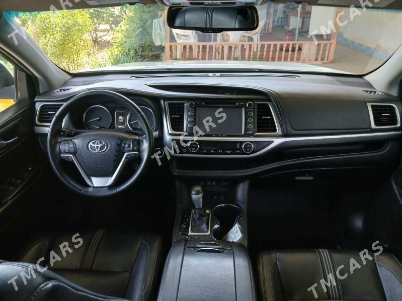 Toyota Highlander 2019 - 420 000 TMT - Daşoguz - img 8