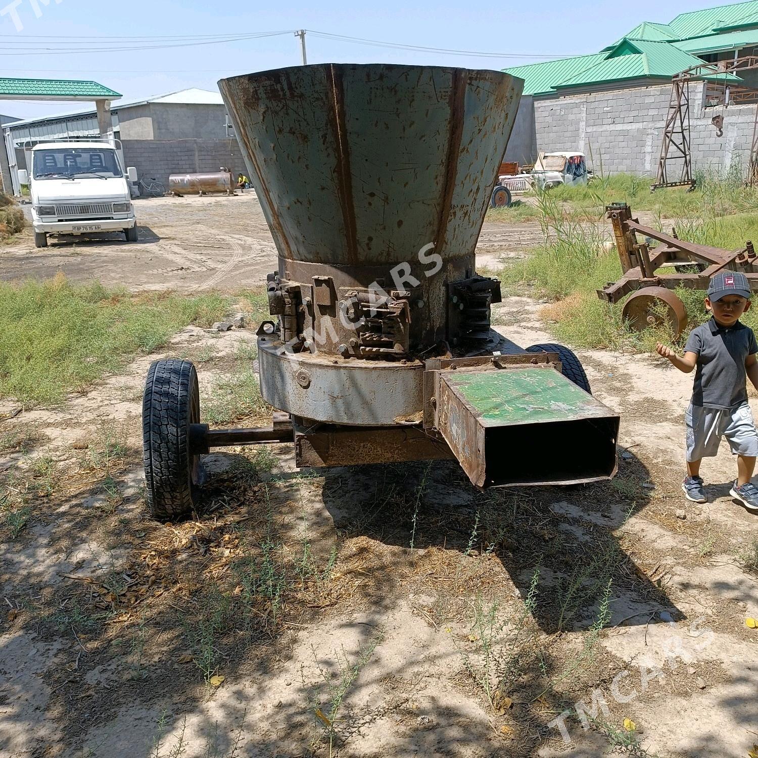 MTZ 82 2003 - 150 000 TMT - Гёкдепе - img 6