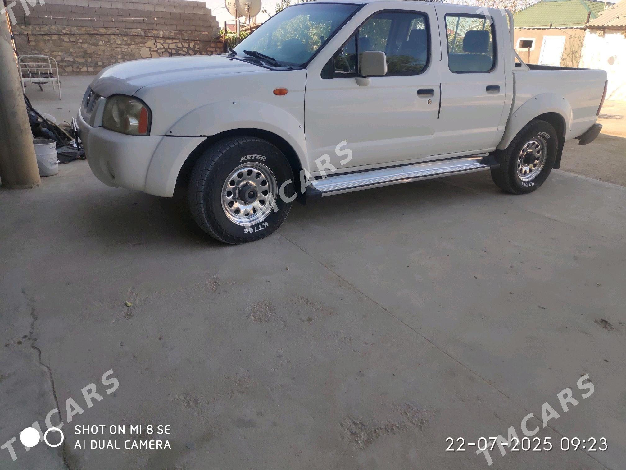Nissan Navara 2004 - 100 000 TMT - Balkanabat - img 4