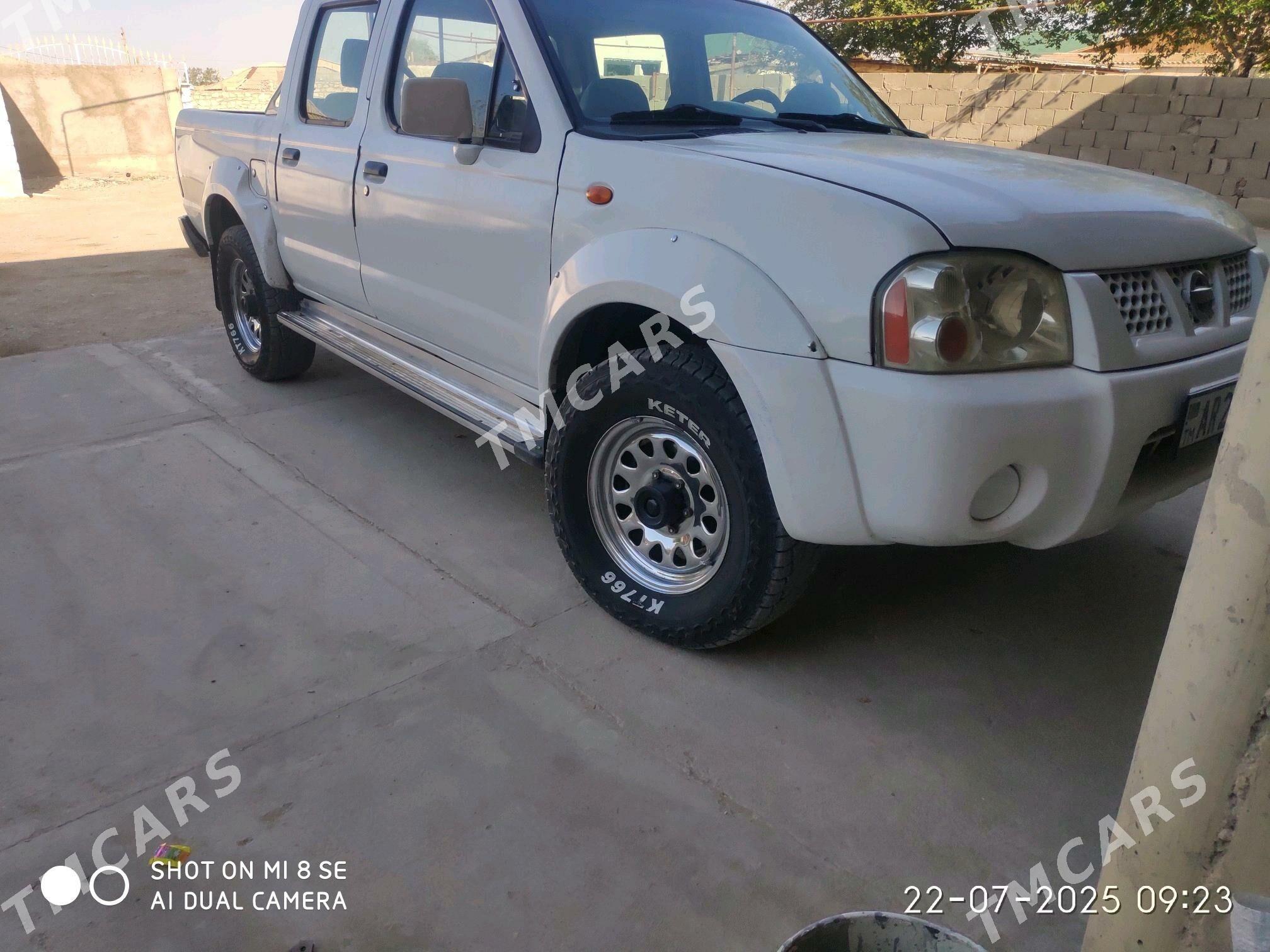 Nissan Navara 2004 - 100 000 TMT - Balkanabat - img 2