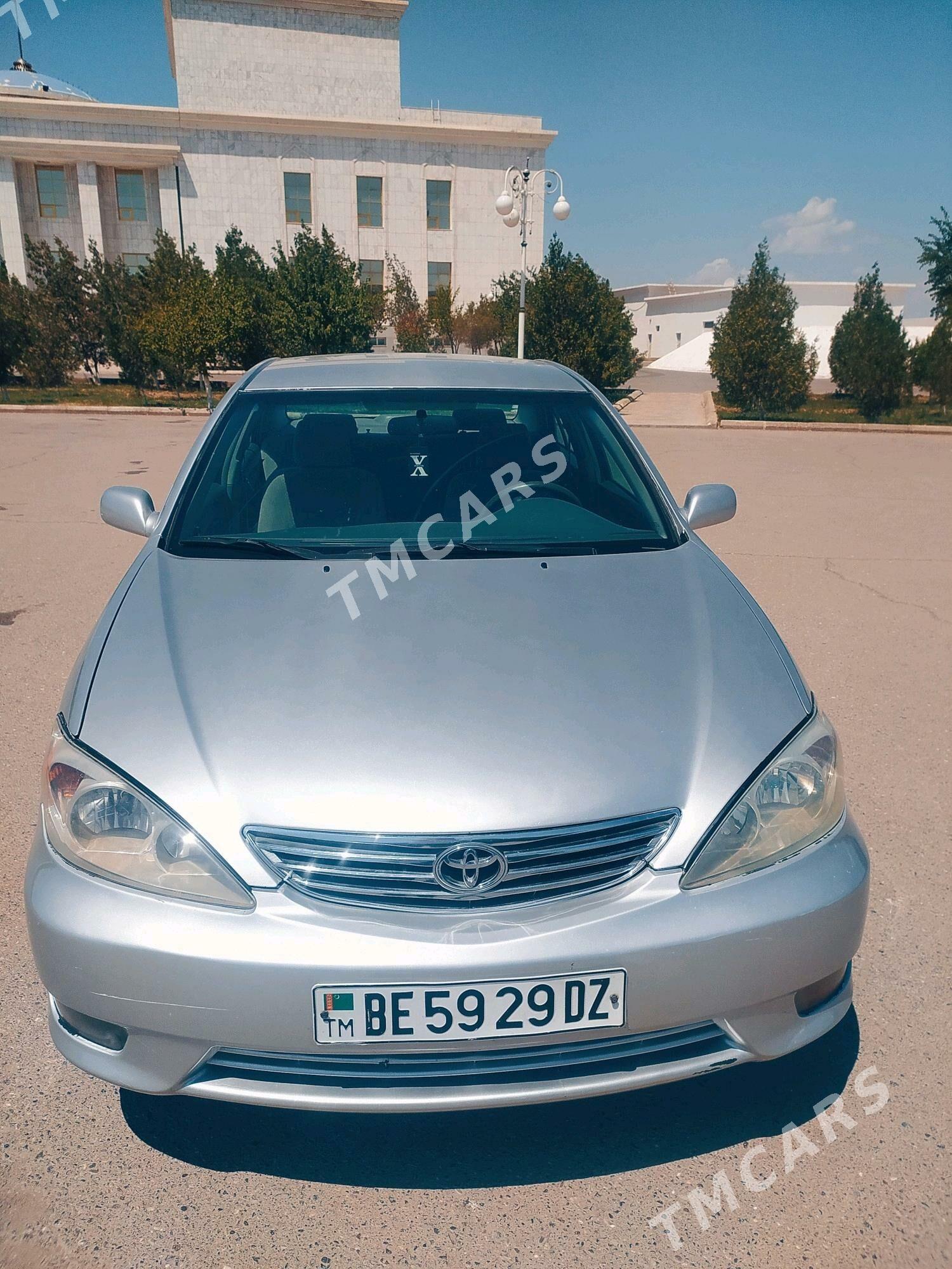 Toyota Camry 2003 - 150 000 TMT - Дашогуз - img 3