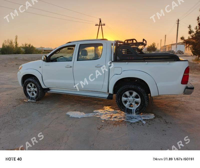Toyota Hilux 2007 - 250 000 TMT - Farap - img 8