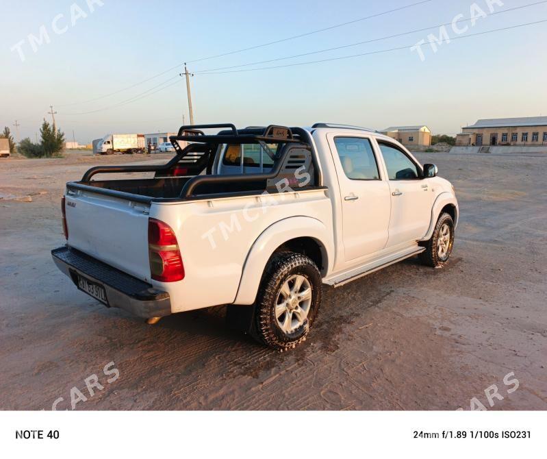 Toyota Hilux 2007 - 250 000 TMT - Farap - img 6