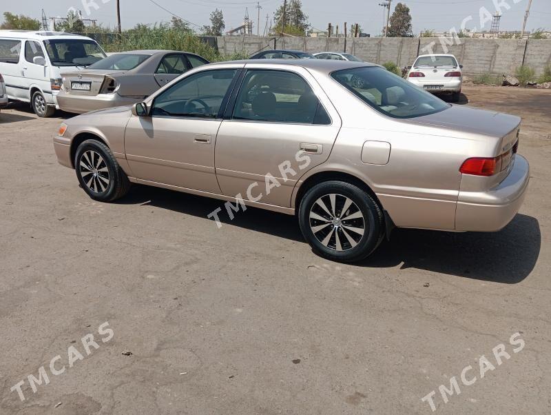 Toyota Camry 2000 - 130 000 TMT - Дашогуз - img 6