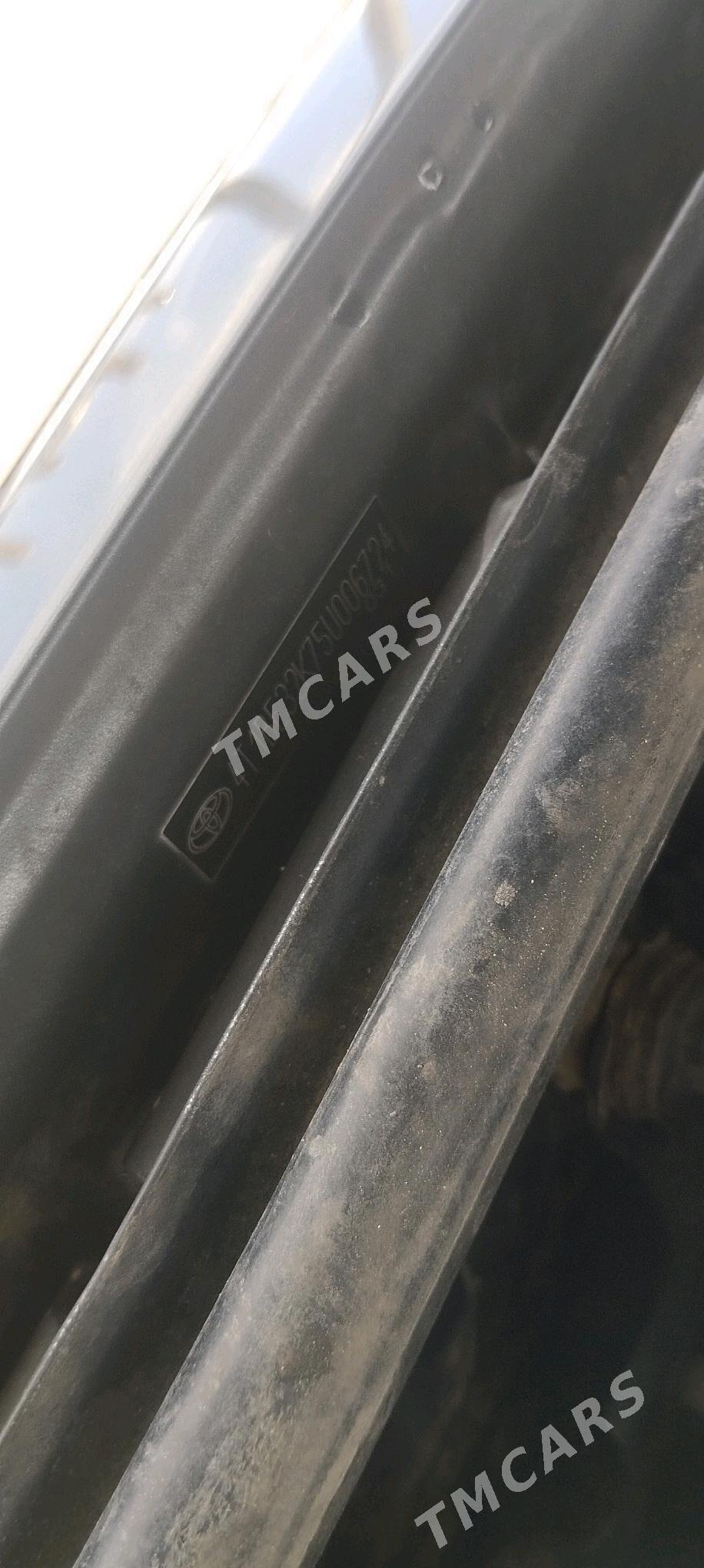 Toyota Camry 2005 - 155 000 TMT - Türkmenabat - img 3