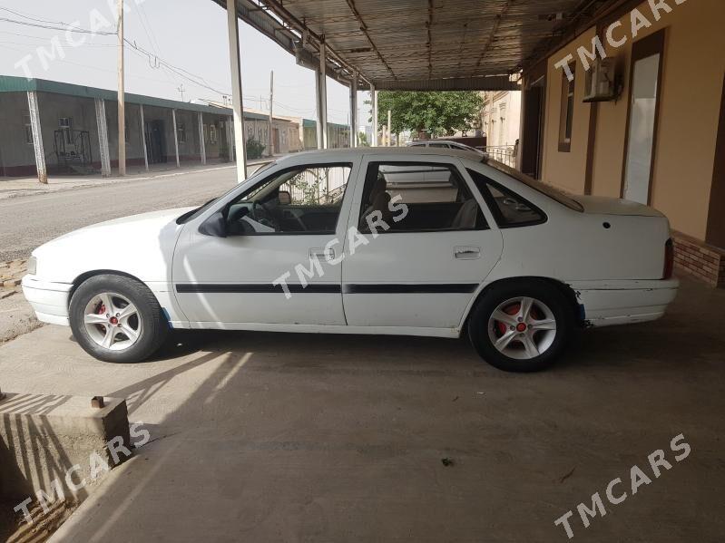 Opel Vectra 1992 - 20 000 TMT - Çärjew - img 5