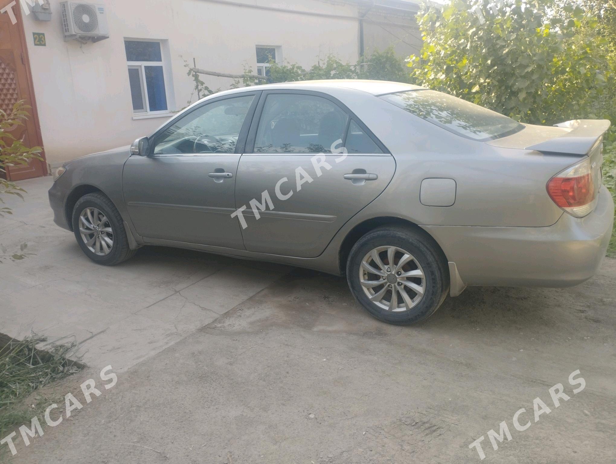 Toyota Camry 2004 - 140 000 TMT - Кёнеургенч - img 2