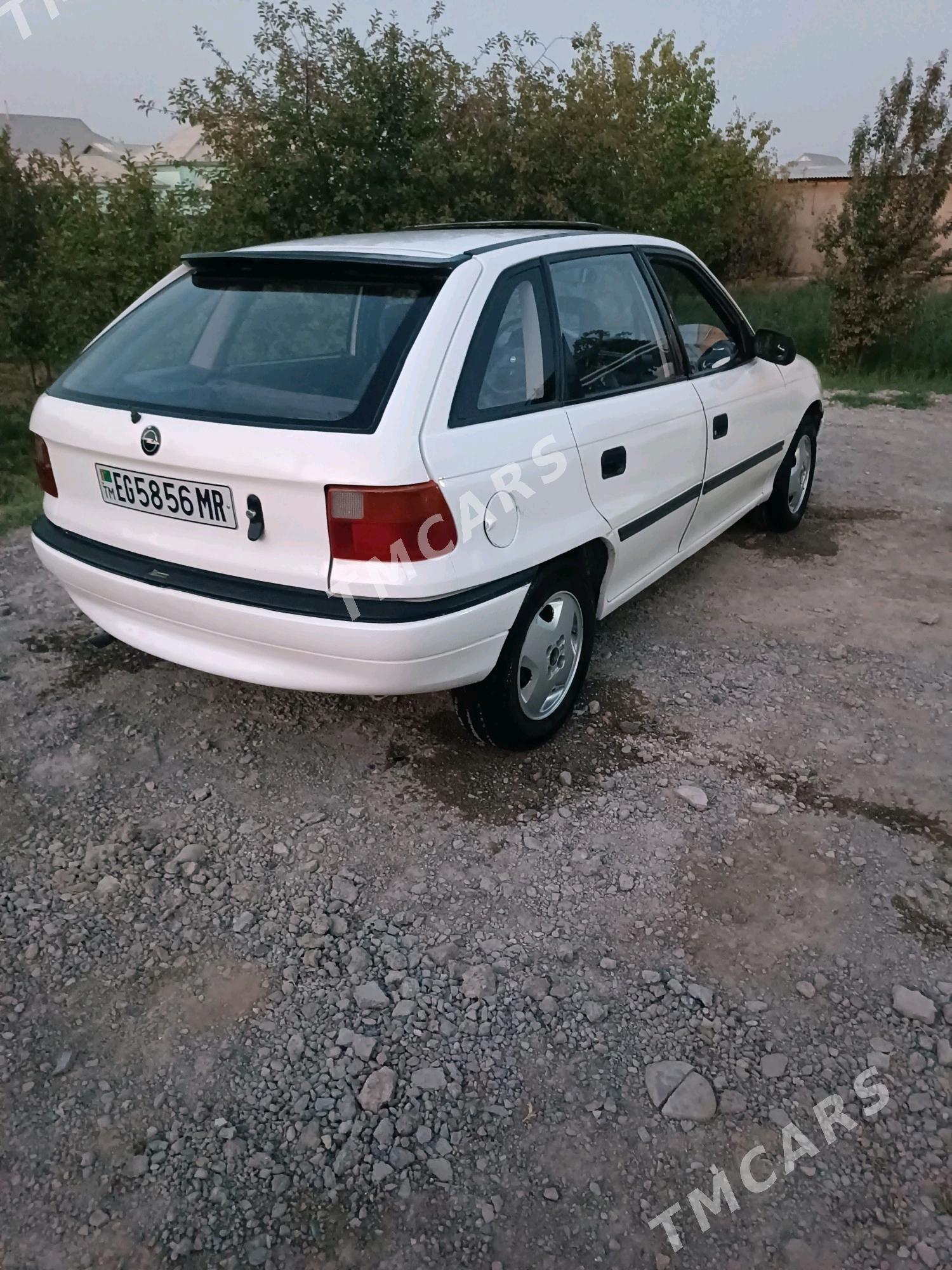 Opel Astra 1991 - 27 000 TMT - Мары - img 3