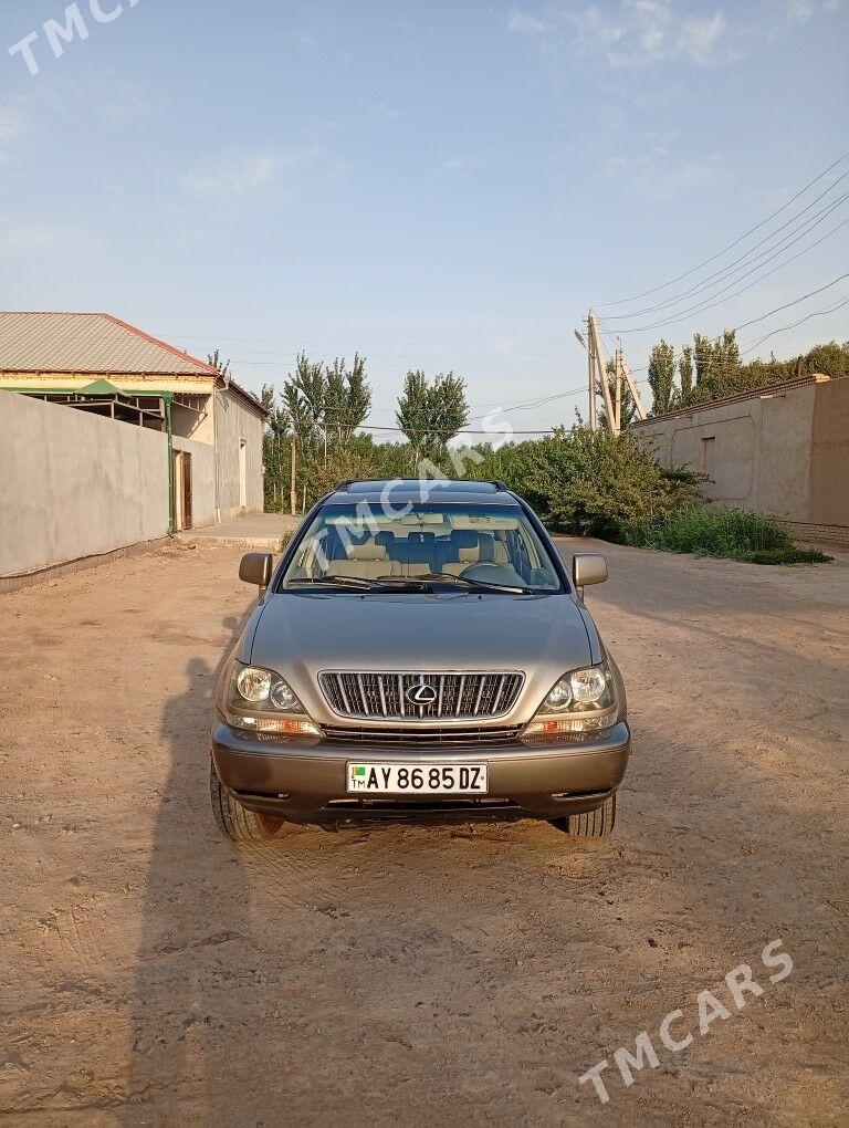 Lexus RX 300 2000 - 200 000 TMT - Гурбансолтан Едже - img 4
