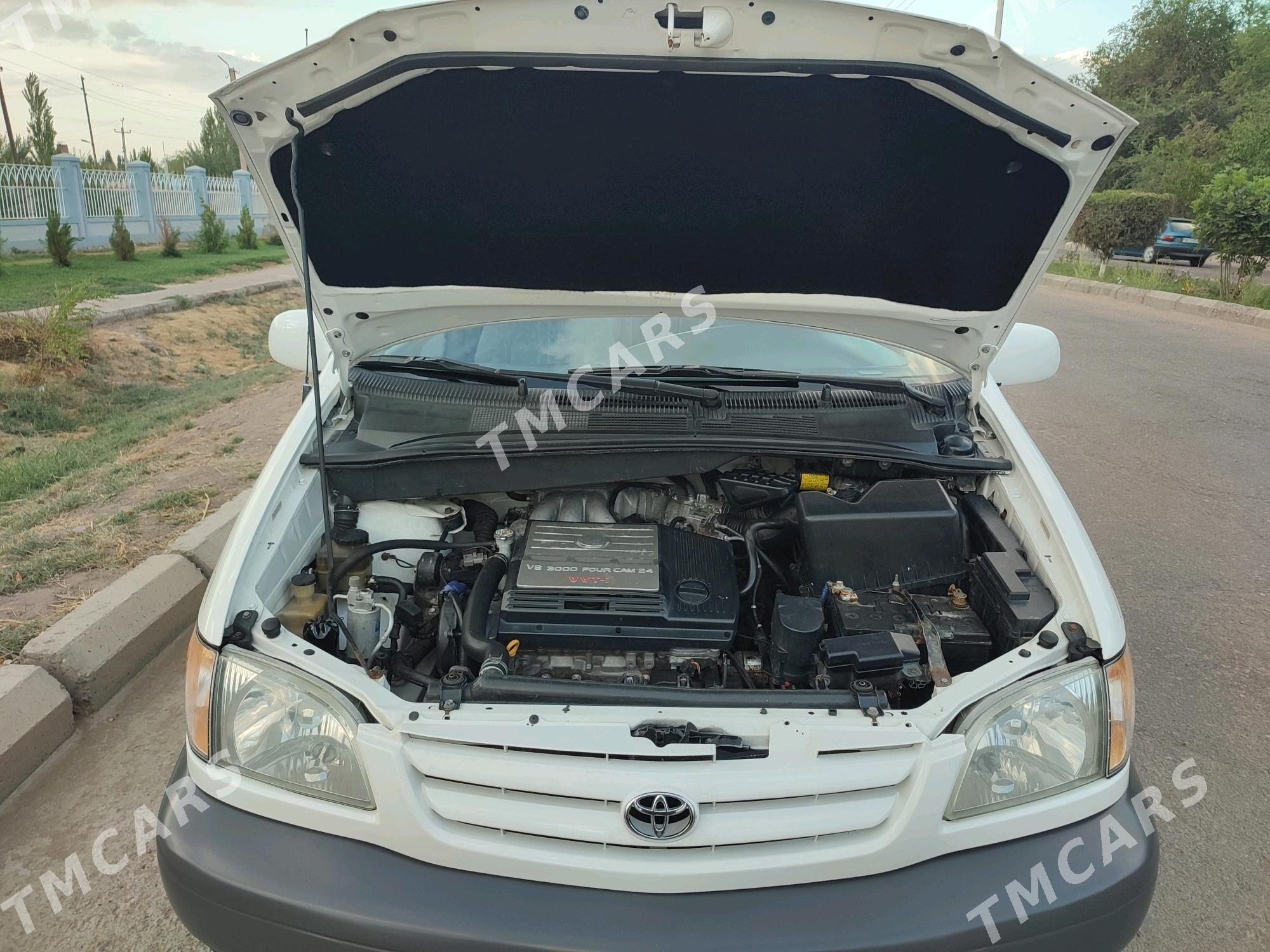Toyota Sienna 2002 - 165 000 TMT - Губадаг - img 5