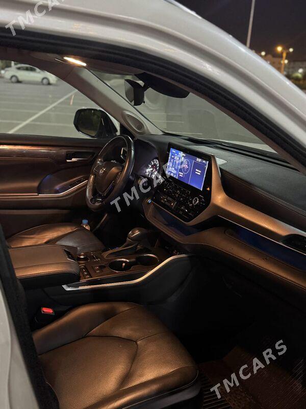 Toyota Highlander 2021 - 559 500 TMT - Ашхабад - img 2