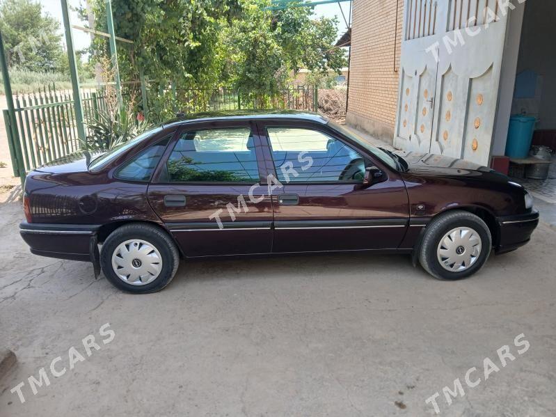 Opel Vectra 1993 - 50 000 TMT - Саят - img 7