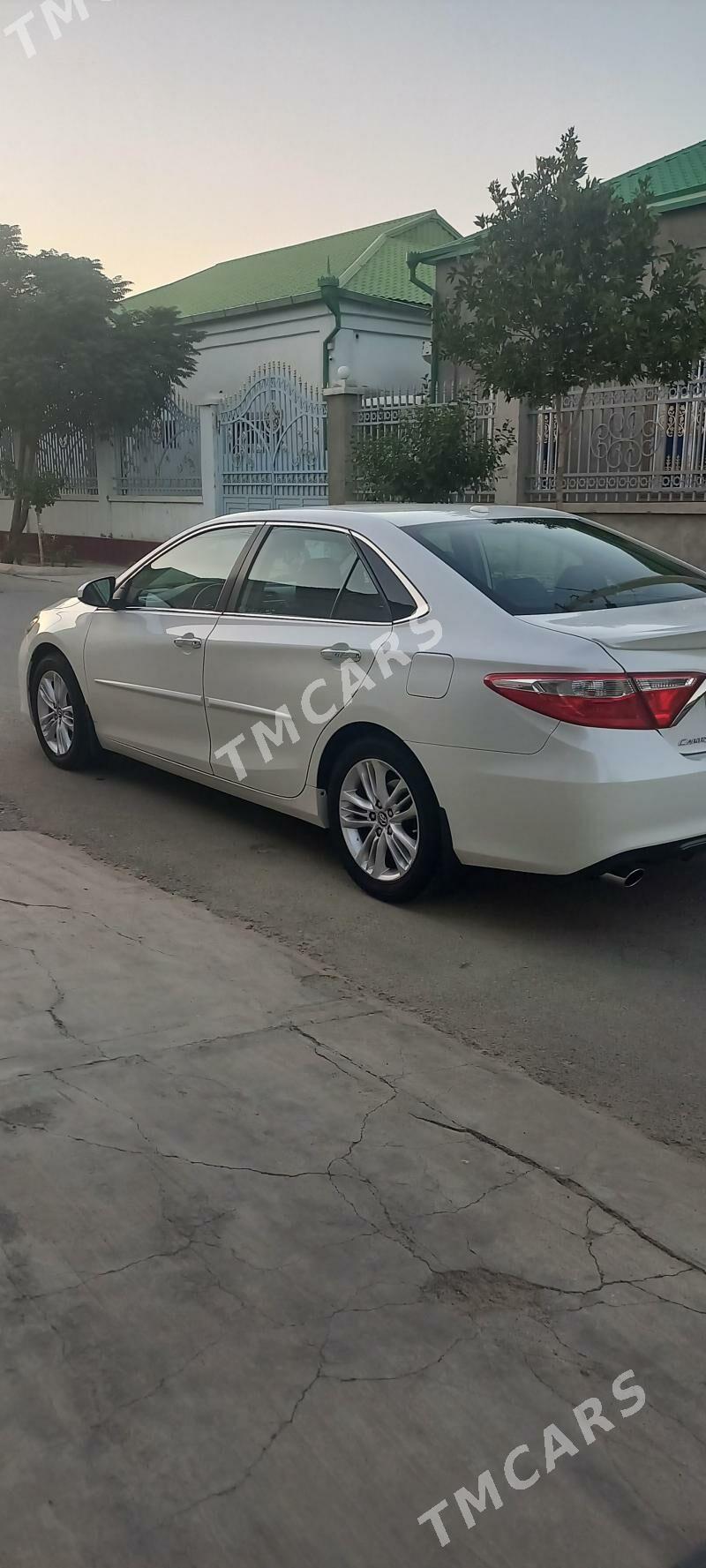 Toyota Camry 2017 - 255 000 TMT - Ашхабад - img 2