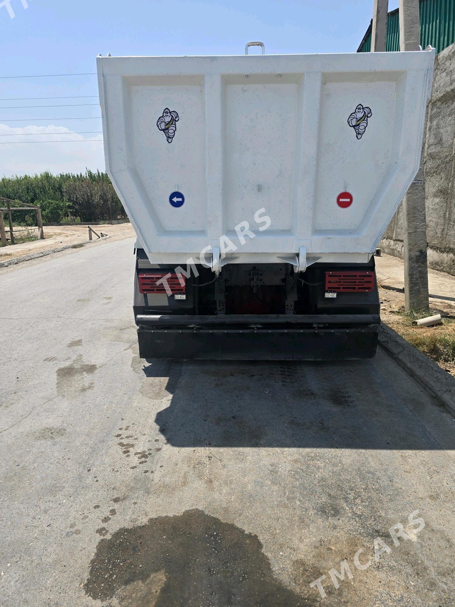Ford Cargo 3536M 2014 - 680 000 TMT - Büzmeýin - img 3