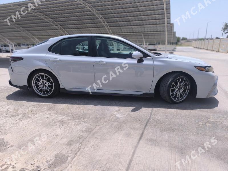 Toyota Camry 2021 - 400 000 TMT - Байрамали - img 9