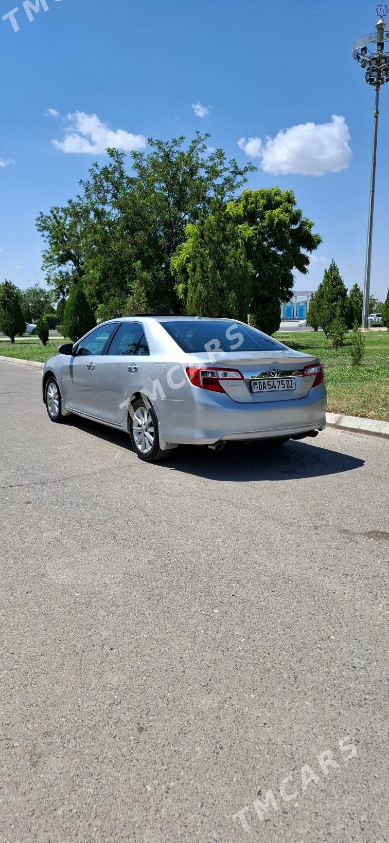 Toyota Camry 2012 - 250 000 TMT - Дашогуз - img 6