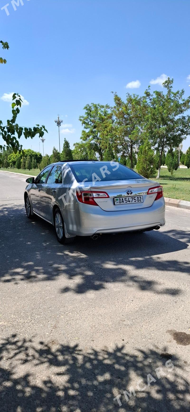 Toyota Camry 2012 - 250 000 TMT - Дашогуз - img 8