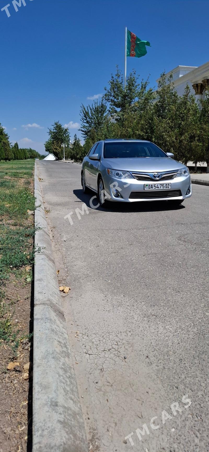 Toyota Camry 2012 - 250 000 TMT - Дашогуз - img 2