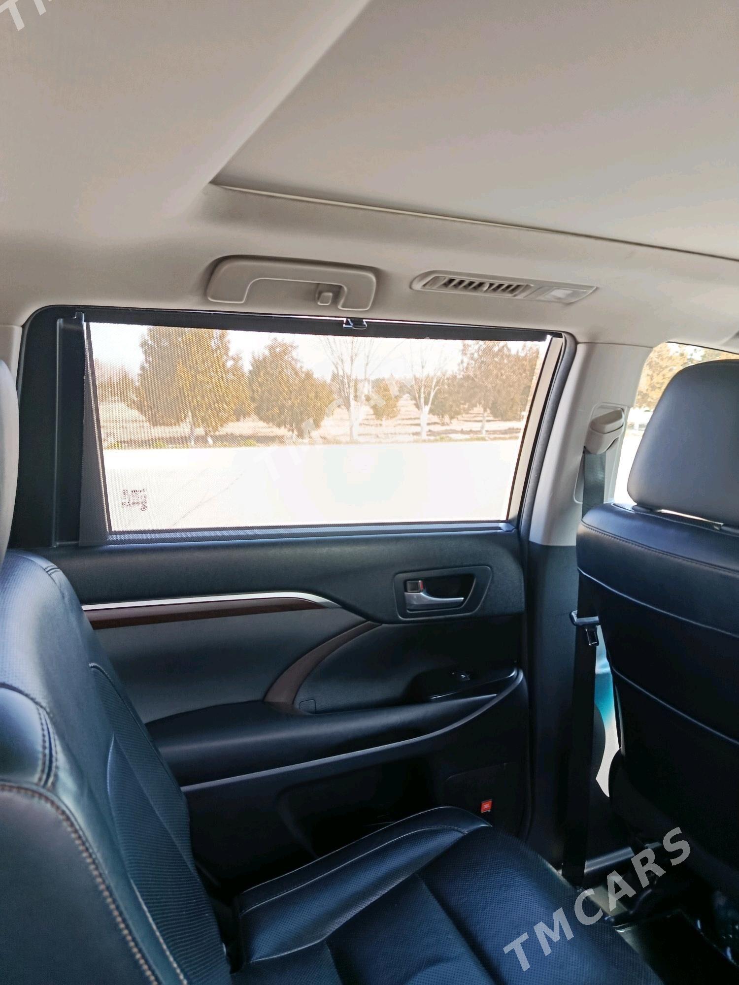 Toyota Highlander 2015 - 420 000 TMT - Ак-Бугдайский этрап - img 2