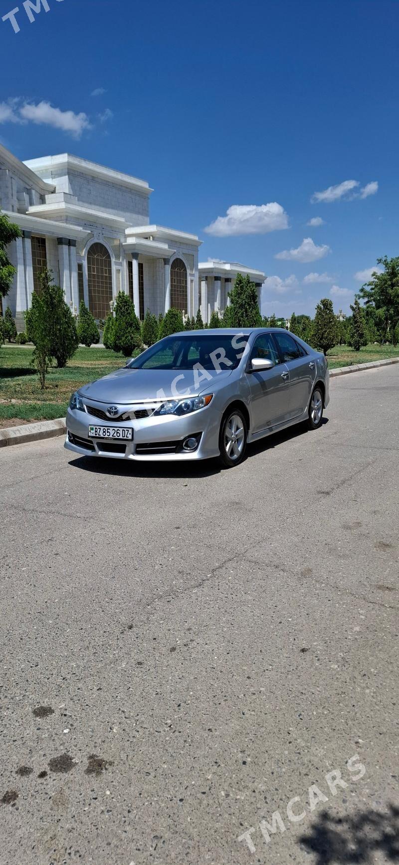 Toyota Camry 2014 - 230 000 TMT - Дашогуз - img 2
