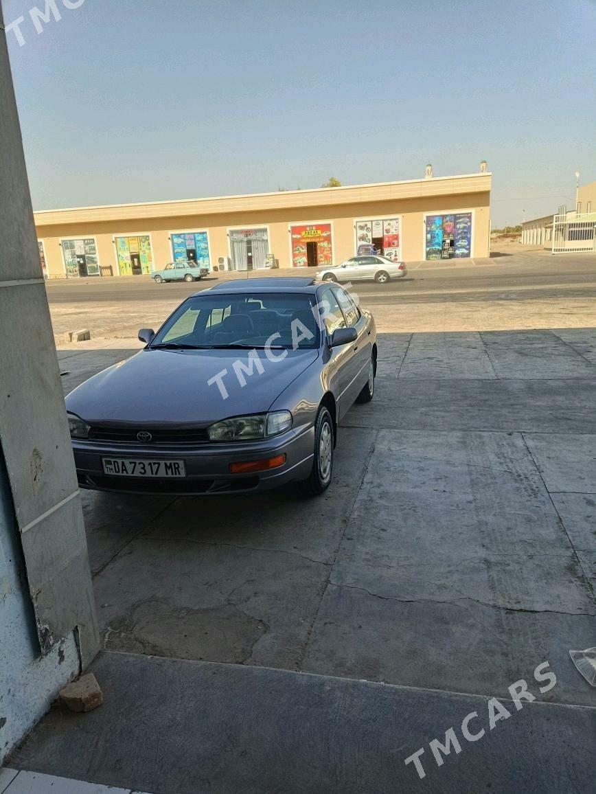 Toyota Camry 1992 - 107 000 TMT - Baýramaly - img 4