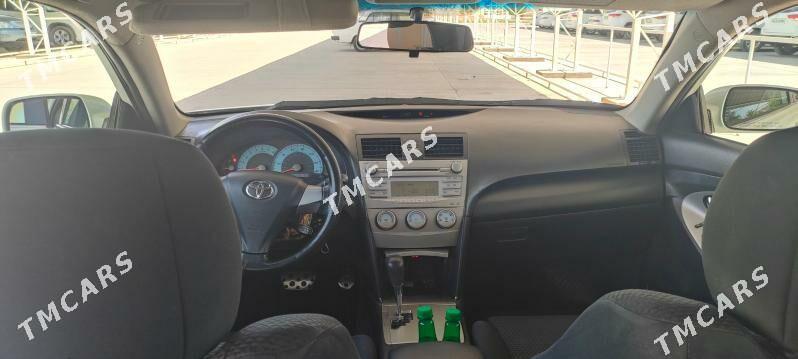 Toyota Camry 2011 - 170 000 TMT - Байрамали - img 4