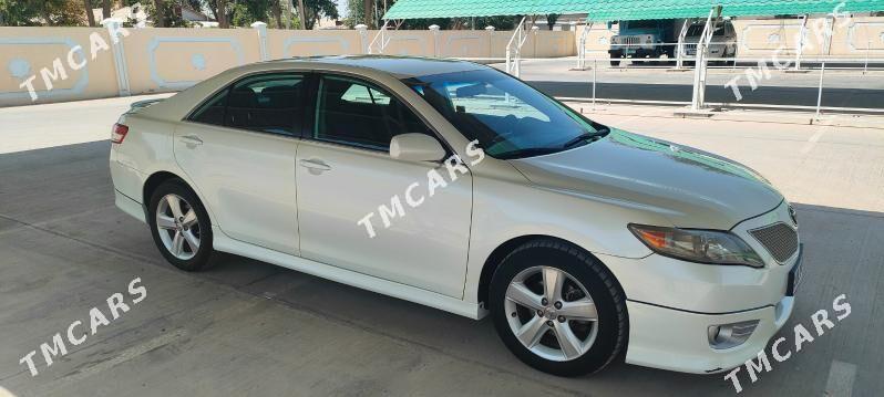 Toyota Camry 2011 - 170 000 TMT - Байрамали - img 5