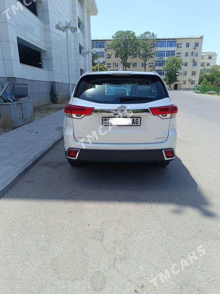 Toyota Highlander 2019 - 571 000 TMT - Aşgabat - img 2