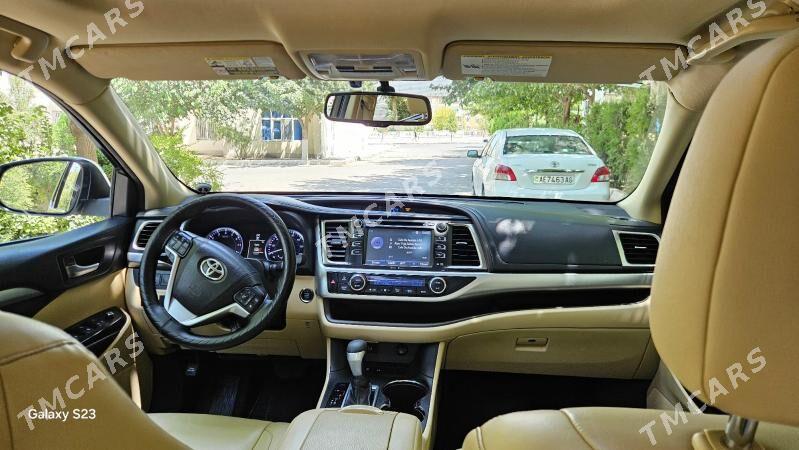 Toyota Highlander 2015 - 360 000 TMT - 11 мкр - img 5