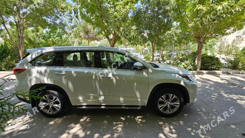 Toyota Highlander 2015 - 360 000 TMT - 11 мкр - img 7