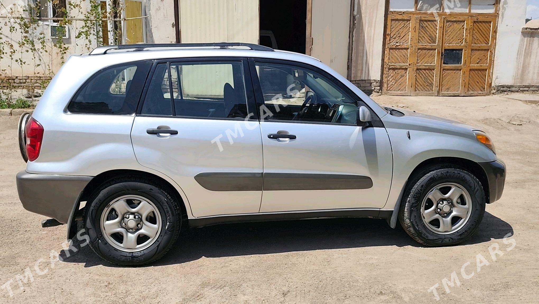 Toyota RAV4 2004 - 130 000 TMT - Шабатский этрап - img 3