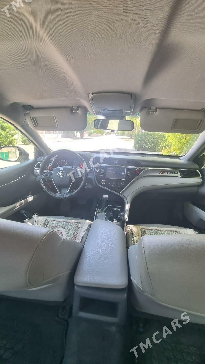 Toyota Camry 2018 - 285 000 TMT - Parahat 2 - img 9