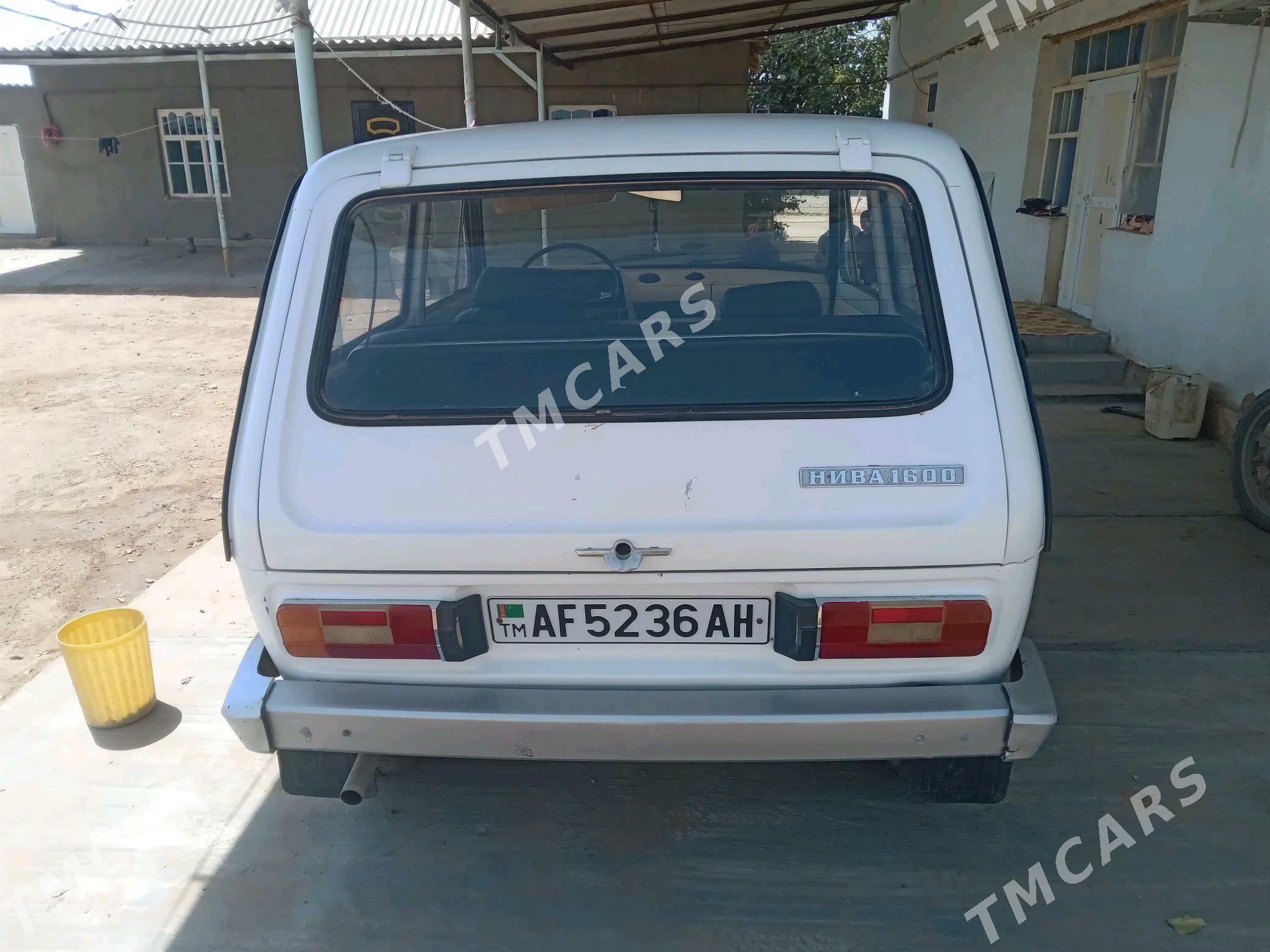 Lada Niva 1990 - 40 000 TMT - Бабадайхан - img 4