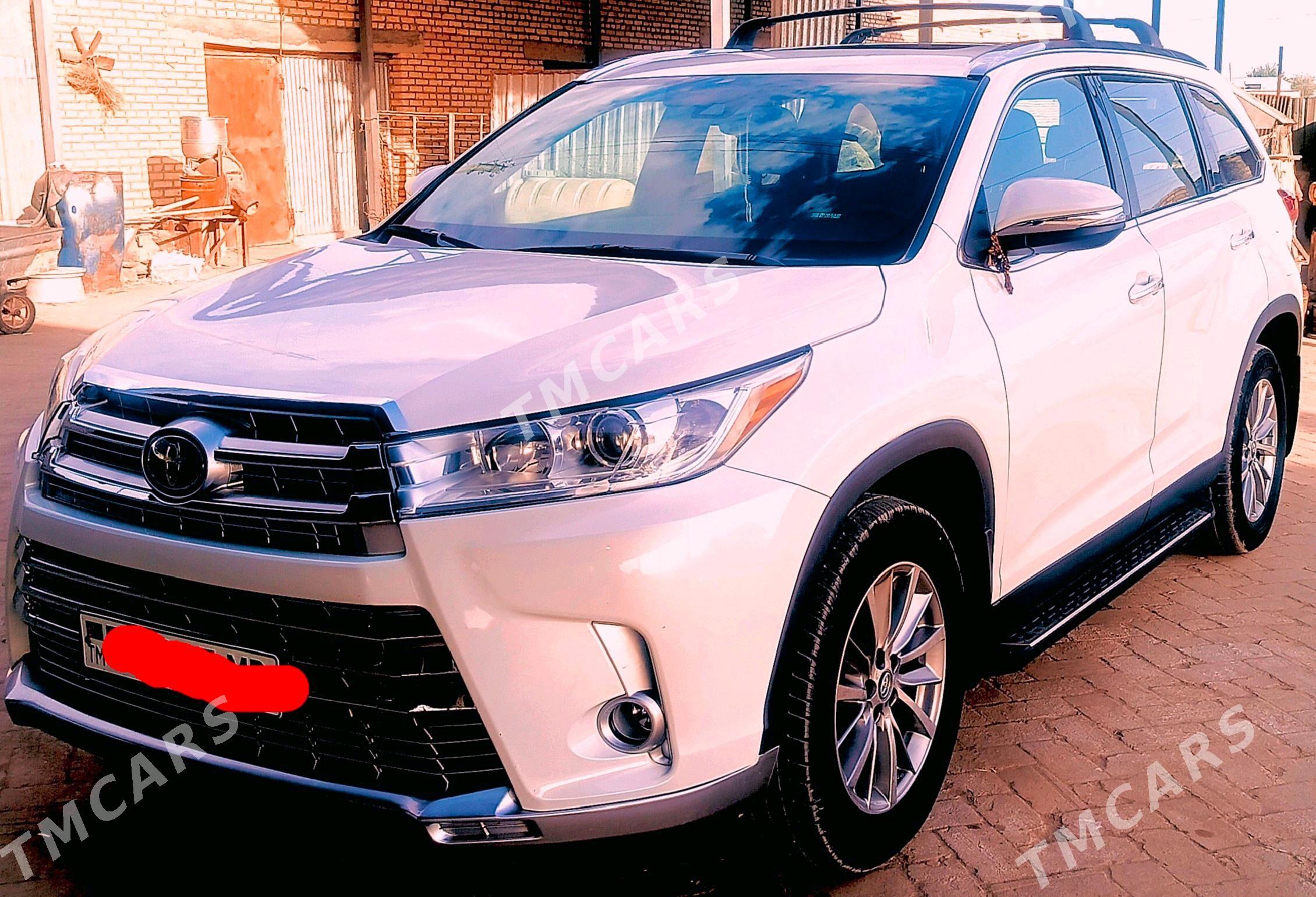 Toyota Highlander 2019 - 510 000 TMT - Байрамали - img 6