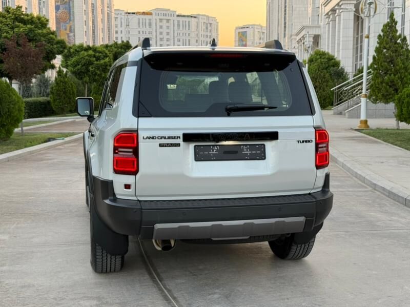 Toyota Land Cruiser Prado 2024 - 1 170 000 TMT - Aşgabat - img 8