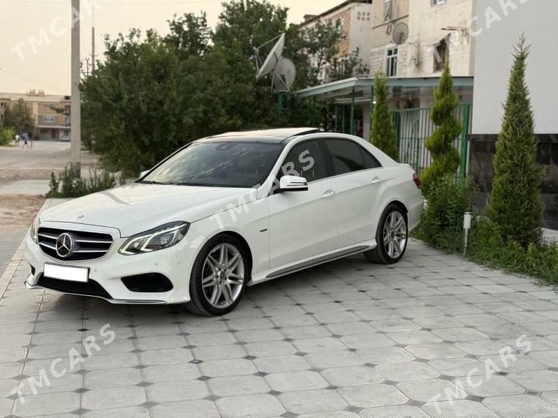 Mercedes-Benz E300 2010 - 430 000 TMT - Parahat 2 - img 3