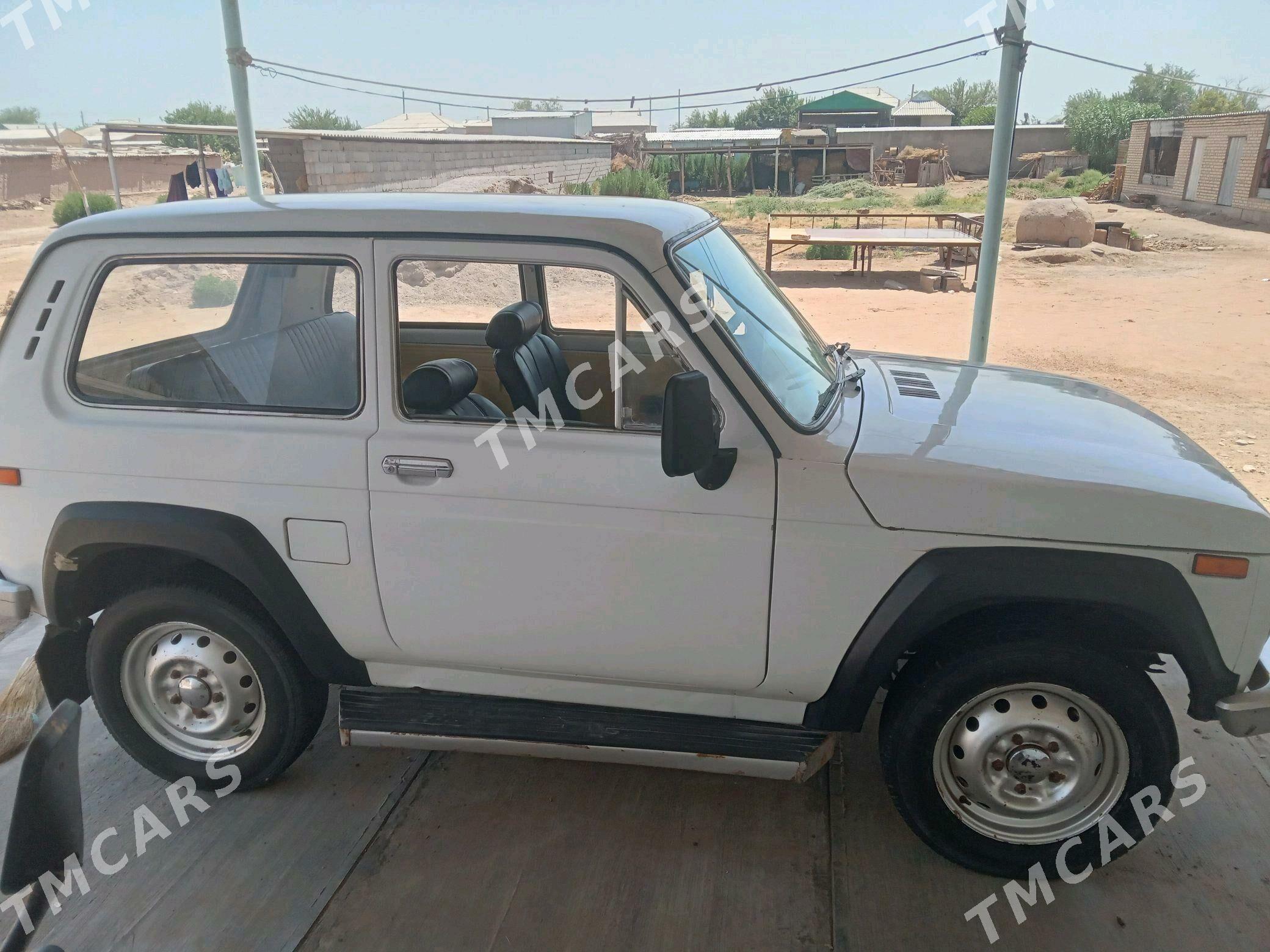 Lada Niva 1990 - 40 000 TMT - Бабадайхан - img 6