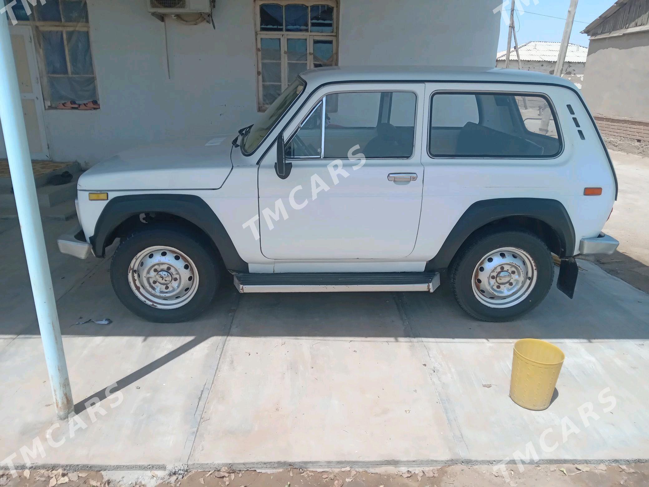 Lada Niva 1990 - 40 000 TMT - Бабадайхан - img 10