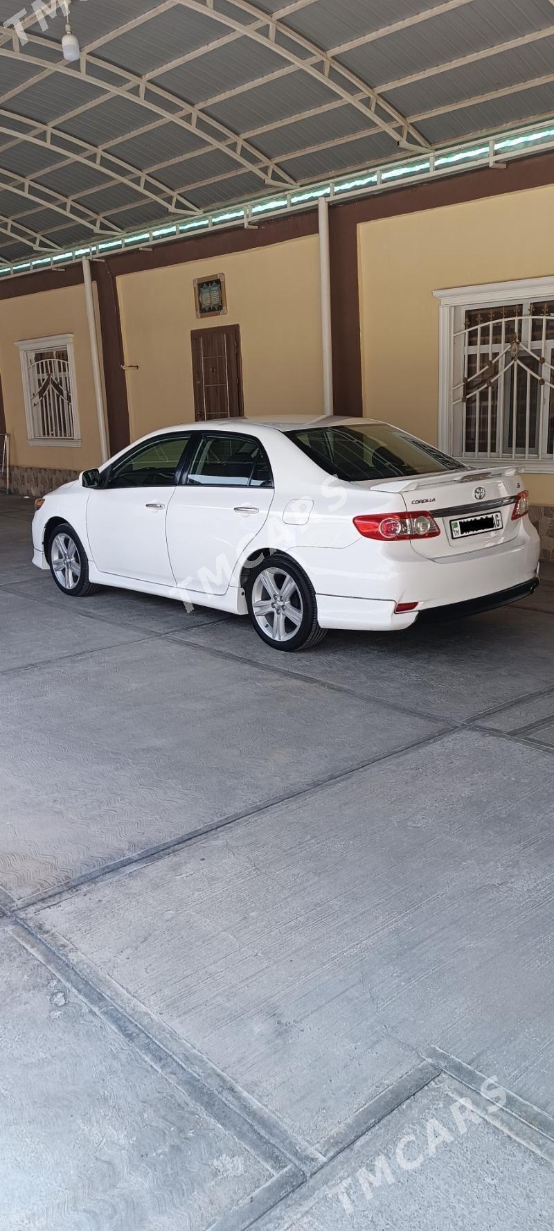 Toyota Corolla 2013 - 177 000 TMT - Aşgabat - img 2