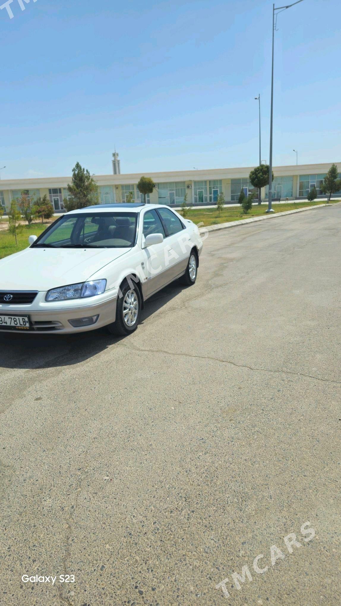 Toyota Camry 2001 - 175 000 TMT - Dänew - img 2