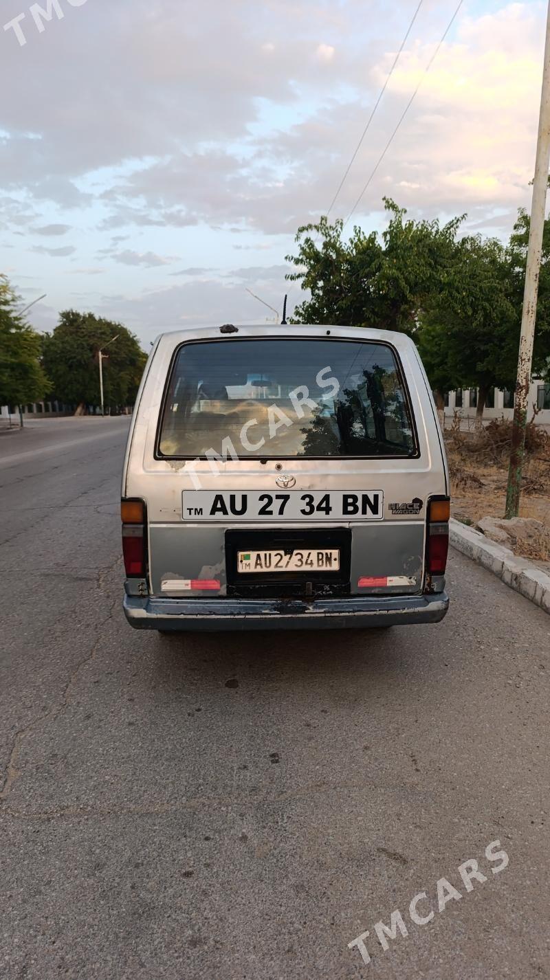 Toyota Hiace 1987 - 25 000 TMT - Balkanabat - img 6
