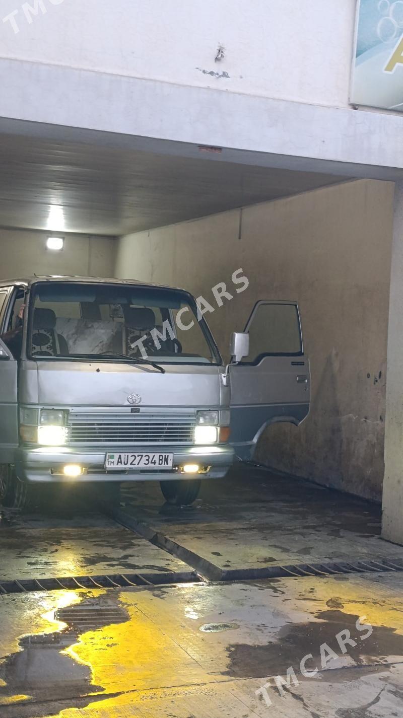 Toyota Hiace 1987 - 25 000 TMT - Balkanabat - img 2