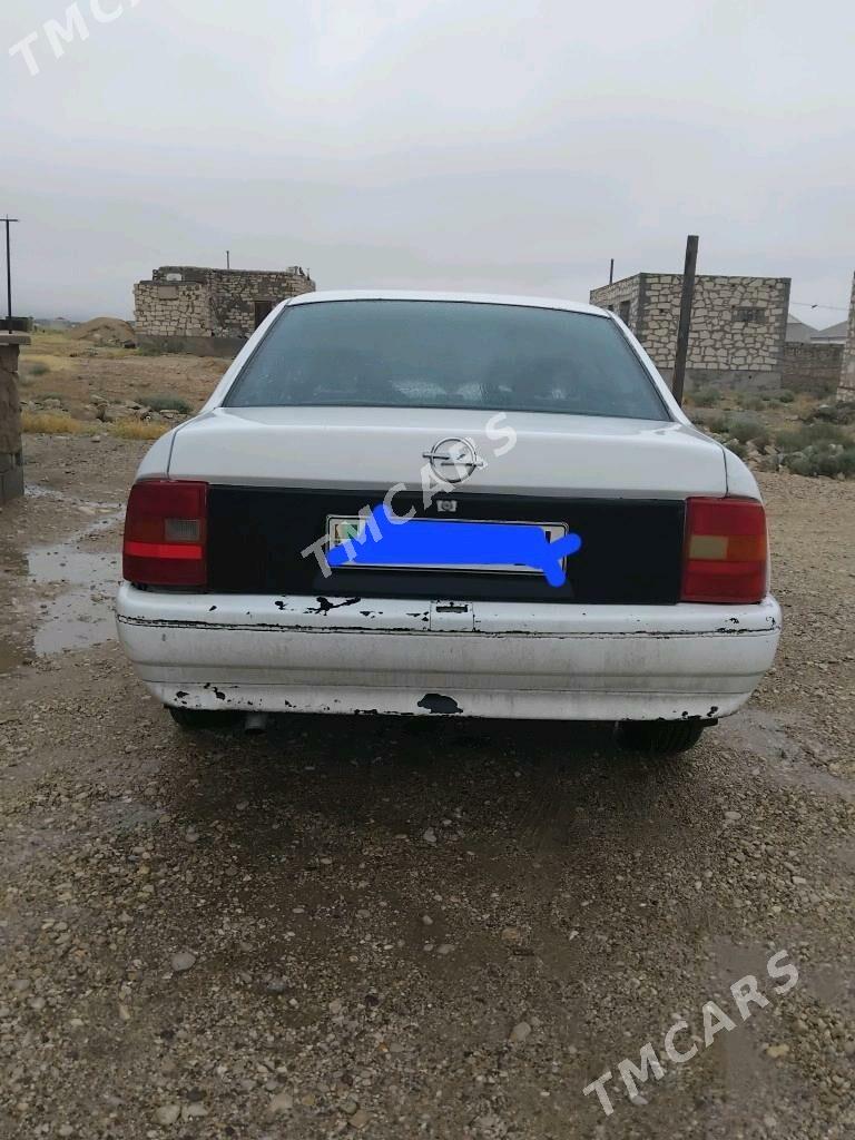 Opel Vectra 1991 - 14 000 TMT - Балканабат - img 2