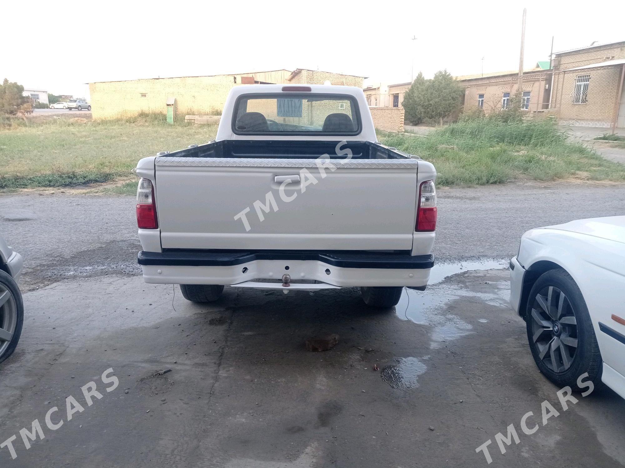 Ford Bronco 1996 - 70 000 TMT - Чарджоу - img 2