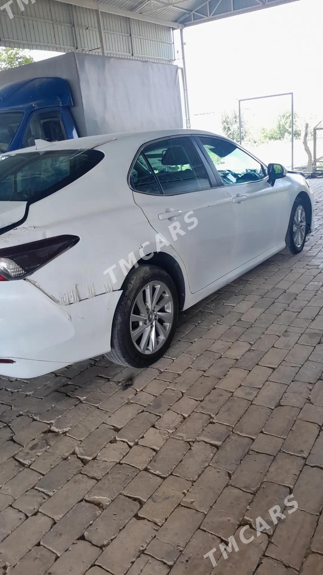 Toyota Camry 2021 - 230 000 TMT - Байрамали - img 3