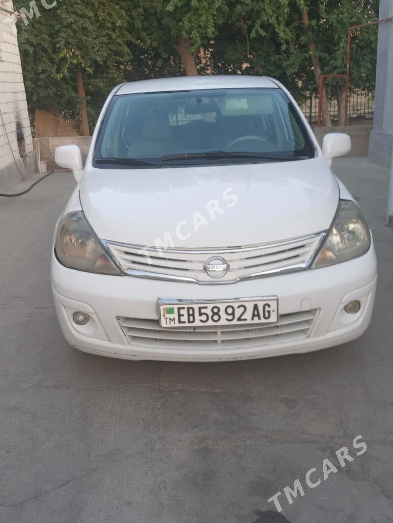 Nissan Versa 2010 - 125 000 TMT - Багир - img 2
