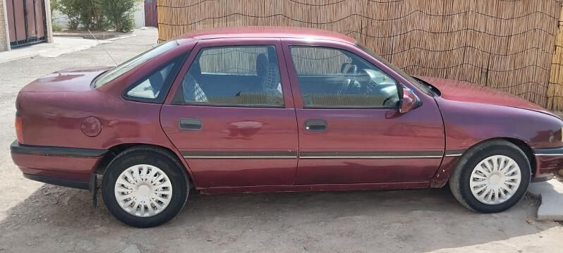 Opel Vectra 1991 - 25 000 TMT - Mary - img 4