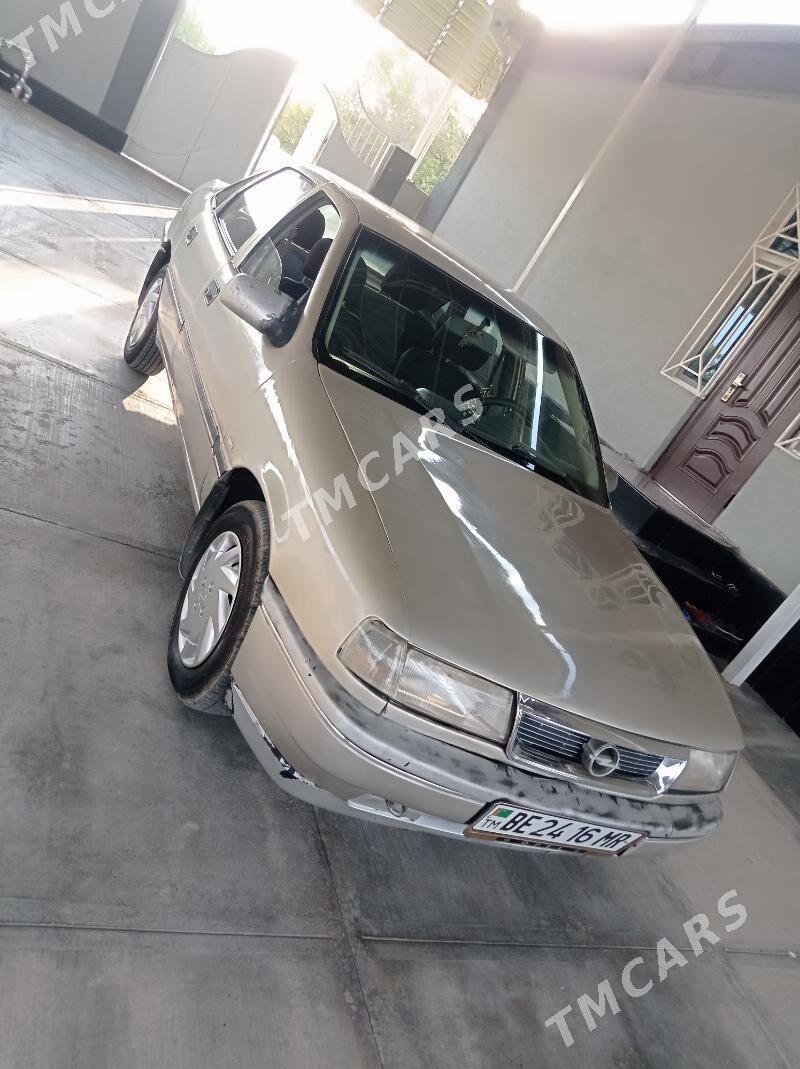 Opel Vectra 1991 - 30 000 TMT - Мары - img 4
