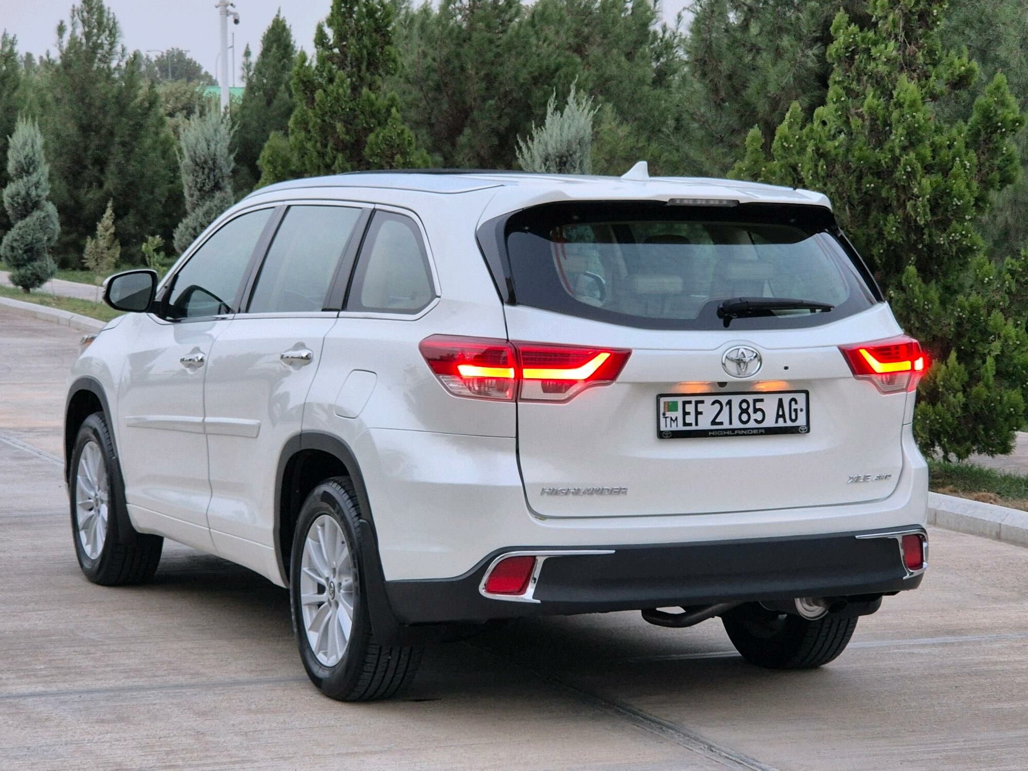 Toyota Highlander 2018 - 495 000 TMT - Ашхабад - img 6