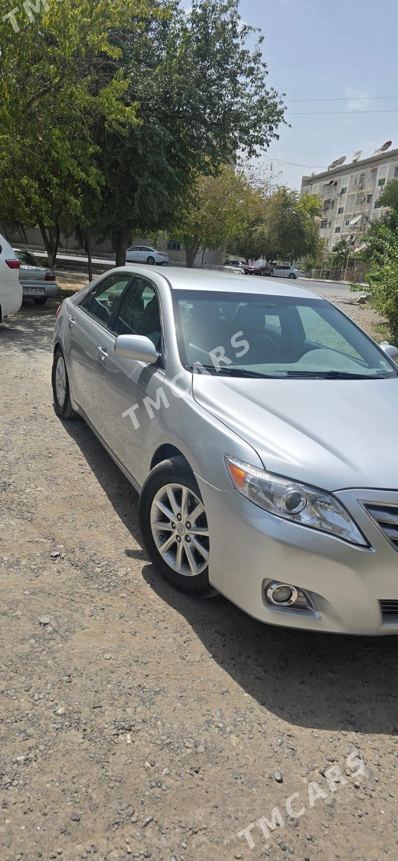 Toyota Camry 2011 - 200 000 TMT - Мары - img 3